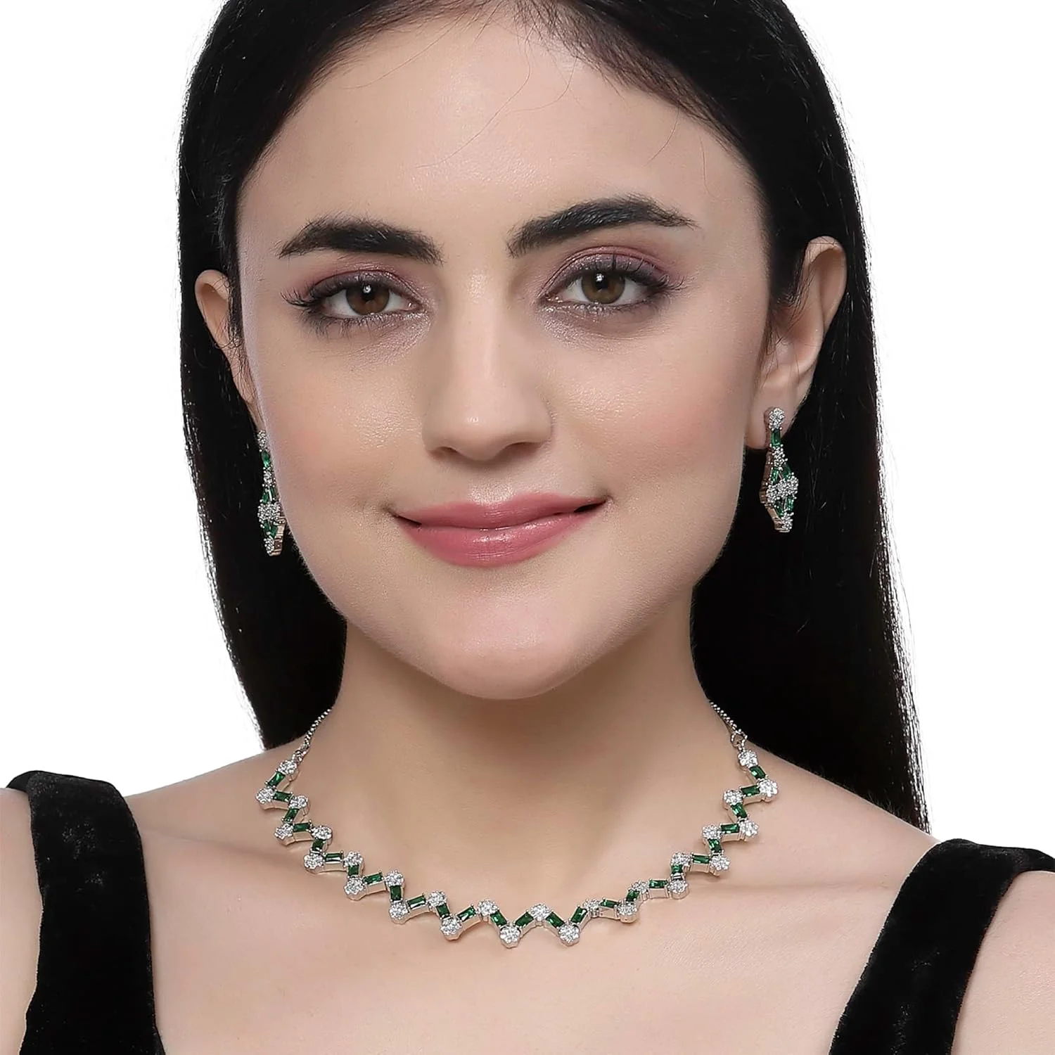 ست گردنبند و گوشواره زنانه نگین دار طرح الماس آمریکایی آبکاری رودیوم ZENEME (سبز) ست گردنبند و گوشواره زنانه نگین دار طرح الماس آمریکایی آبکاری رودیوم ZENEME (سبز)