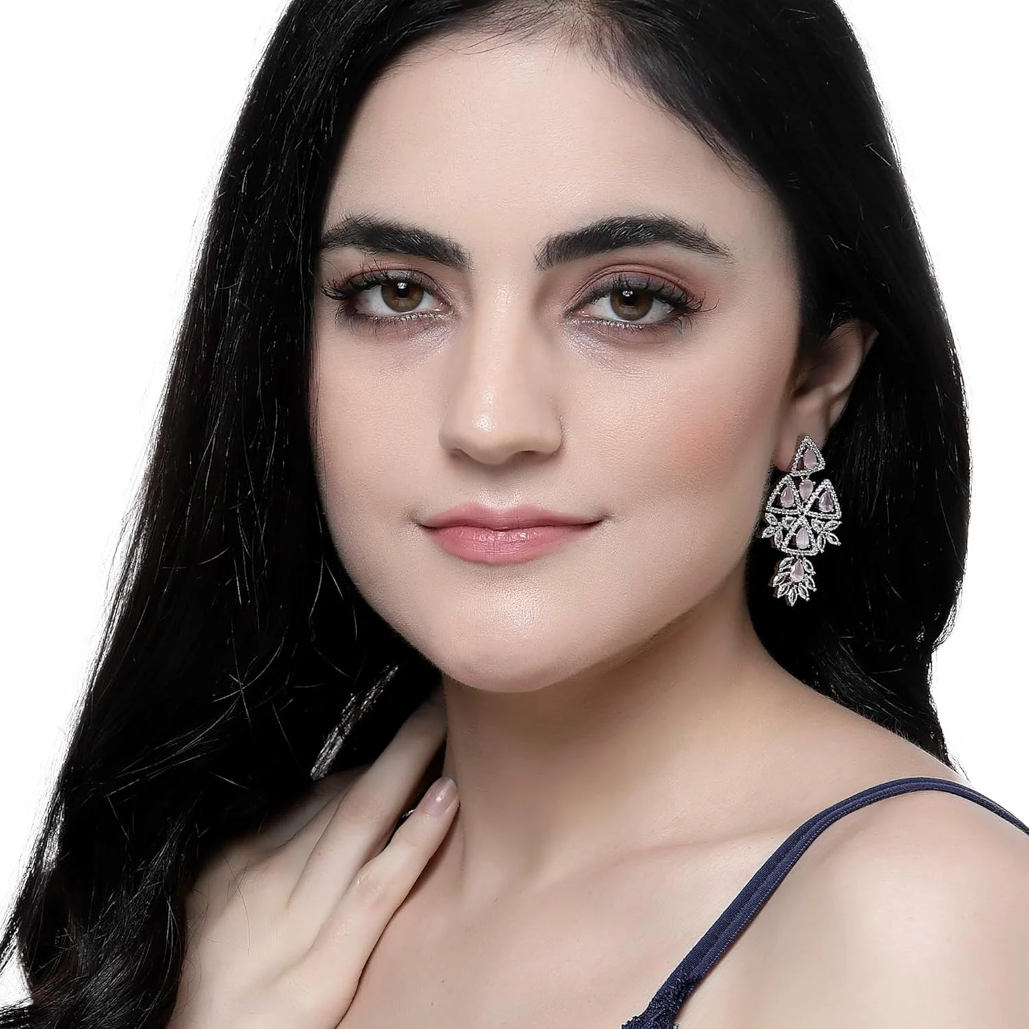 گوشواره های آویز مثلثی شکل نگین دار با الماس آمریکایی روکش رودیوم زنانه و دخترانه ZENEME گوشواره های آویز مثلثی شکل نگین دار با الماس آمریکایی روکش رودیوم زنانه و دخترانه ZENEME