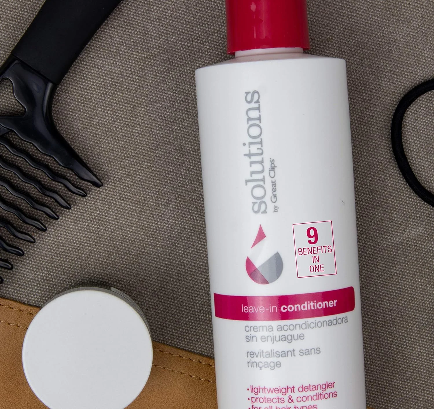 اسپری نرم کننده موی سر بدون نیاز به آبکشی Great Clips Solutions حجم 240 میلی لیتر، باز کننده گره و آبرسان مو اسپری نرم کننده موی سر بدون نیاز به آبکشی Great Clips Solutions حجم 240 میلی لیتر، باز کننده گره و آبرسان مو