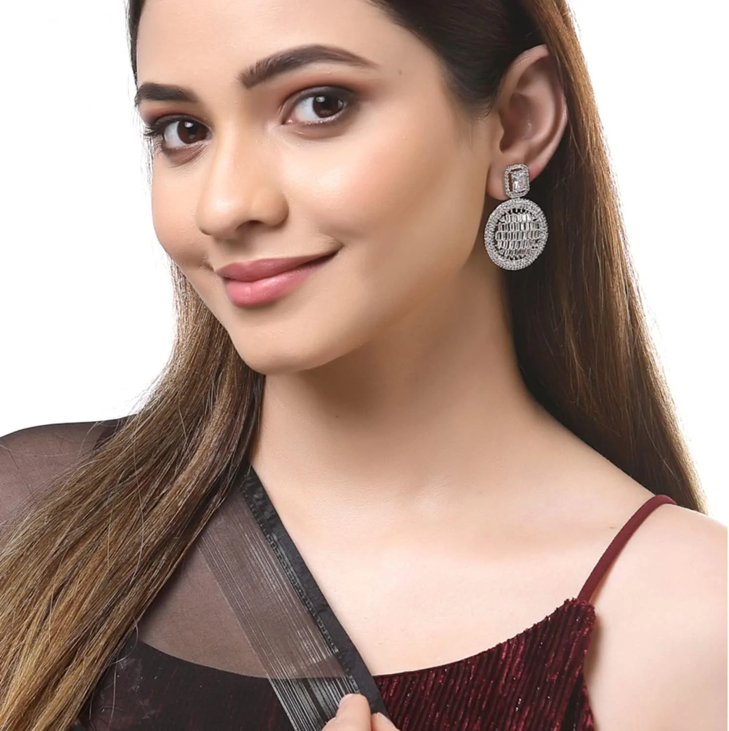 گوشواره زنانه زنم، روکش رودیوم، سفید مایل به کرم، طرح هندسی، مدل میخی فشاری، جواهرات کلاسیک روزمره برای دختران و زنان گوشواره زنانه زنم، روکش رودیوم، سفید مایل به کرم، طرح هندسی، مدل میخی فشاری، جواهرات کلاسیک روزمره برای دختران و زنان