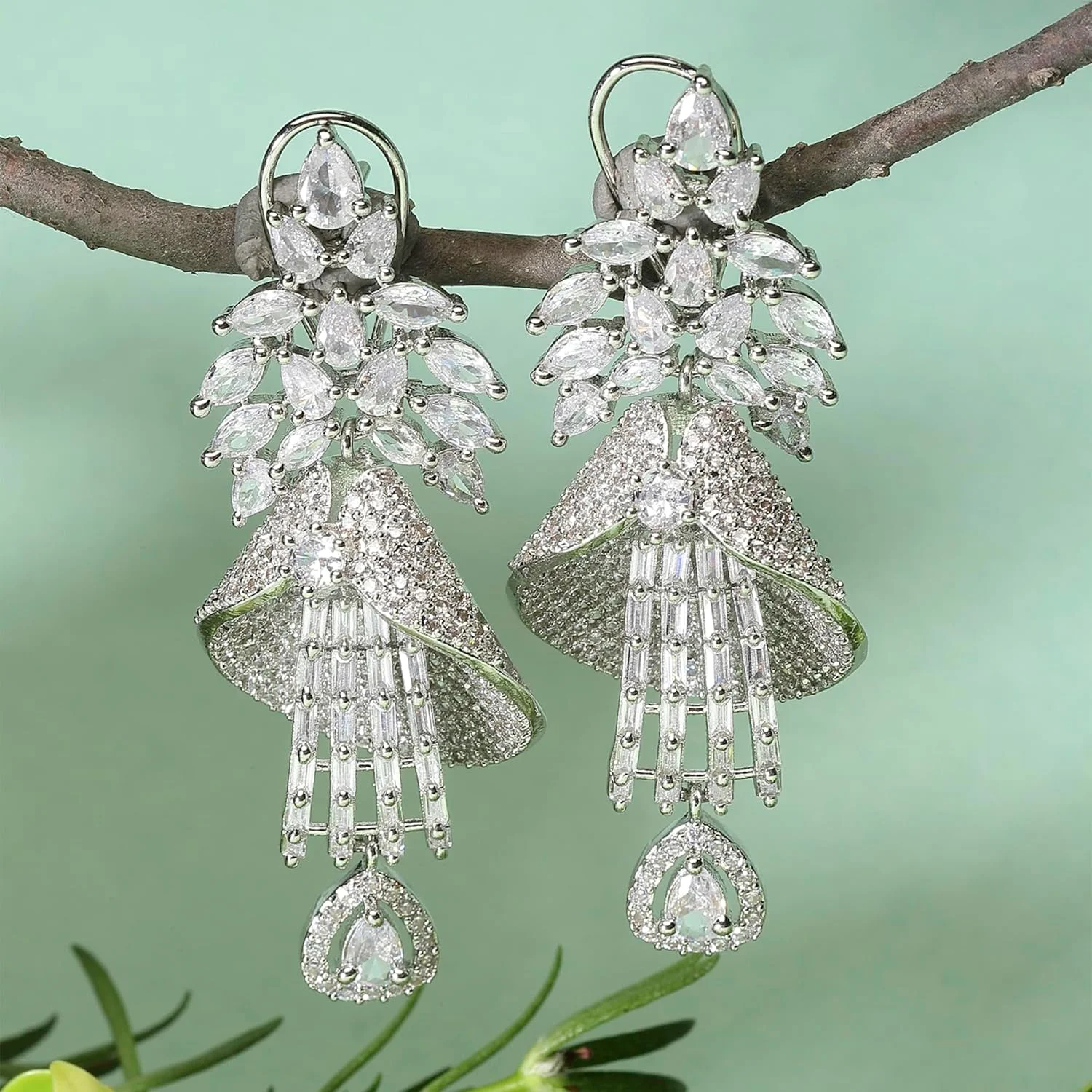 گوشواره های آویز طرح Quikry نگین دار الماس آمریکایی سفید با روکش رودیوم زنانه و دخترانه ZENEME گوشواره های آویز طرح Quikry نگین دار الماس آمریکایی سفید با روکش رودیوم زنانه و دخترانه ZENEME