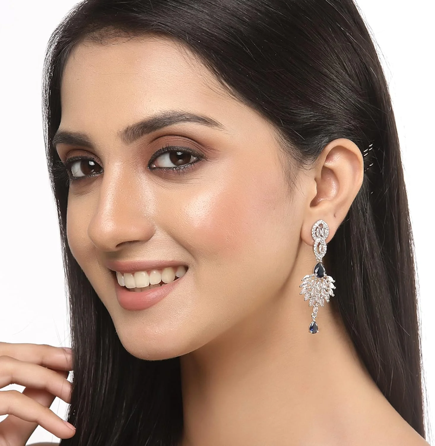 گوشواره های آویز طرح میخ نقره ای اکسید شده زنانه و دخترانه با نگین های اتمی آبی و سفید، بزرگ، نقره ای اکسید شده، نگین اتمی