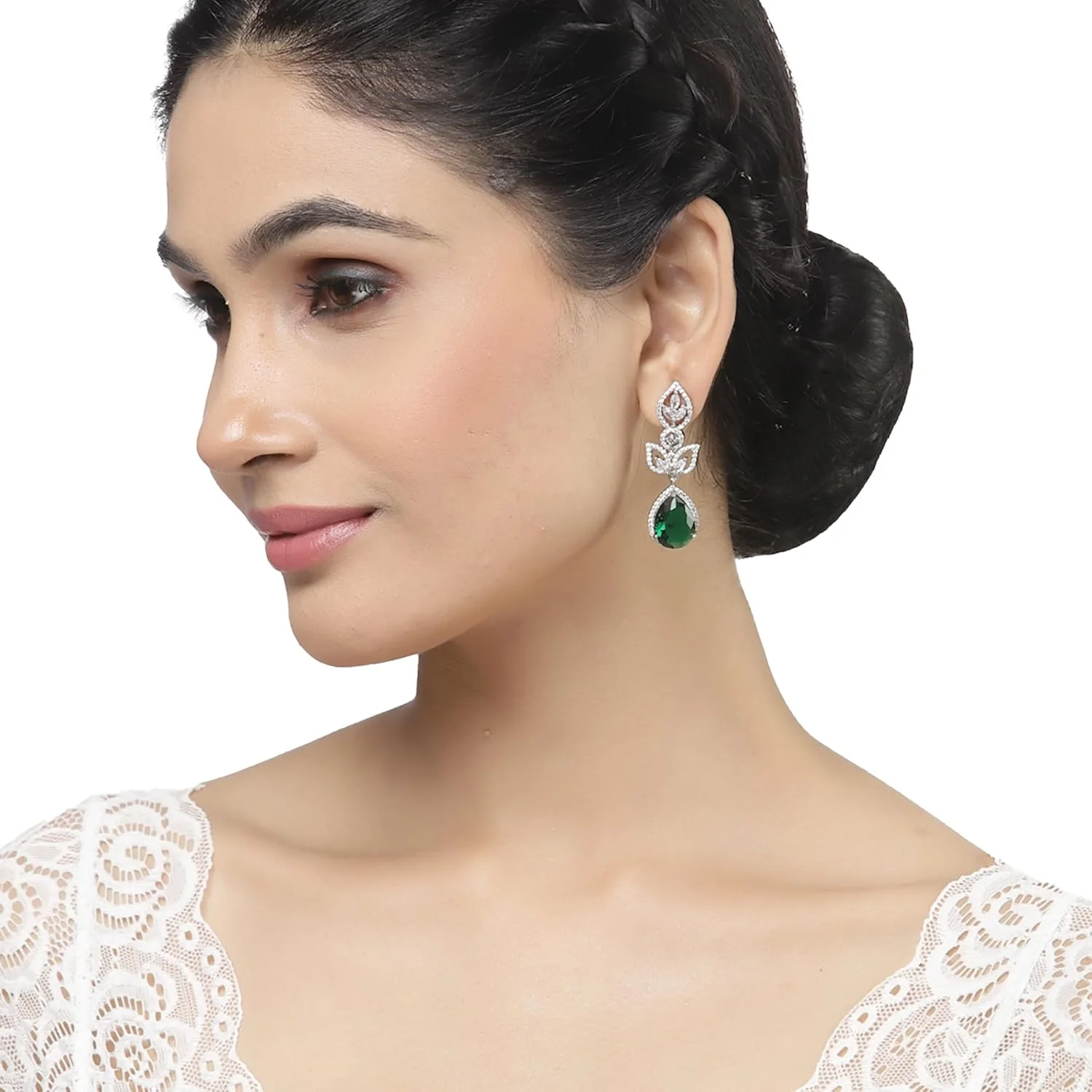 گوشواره های آویز دست ساز زنانه و دخترانه ZENEME با روکش رودیوم، نگین های اتمی و طرح برگ و قطره (سبز) گوشواره های آویز دست ساز زنانه و دخترانه ZENEME با روکش رودیوم، نگین های اتمی و طرح برگ و قطره (سبز)