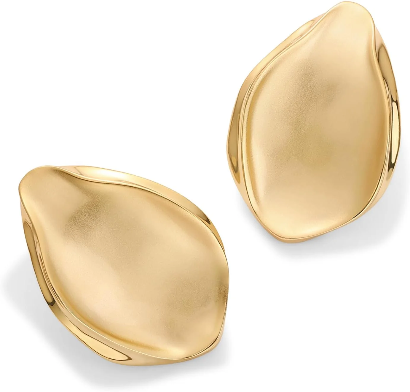 گوشواره های میخی زنانه پاوی با روکش طلای 14 عیار، طرح حجیم و ارگانیک با پرداخت ساتنی موج دار گوشواره های میخی زنانه پاوی با روکش طلای 14 عیار، طرح حجیم و ارگانیک با پرداخت ساتنی موج دار