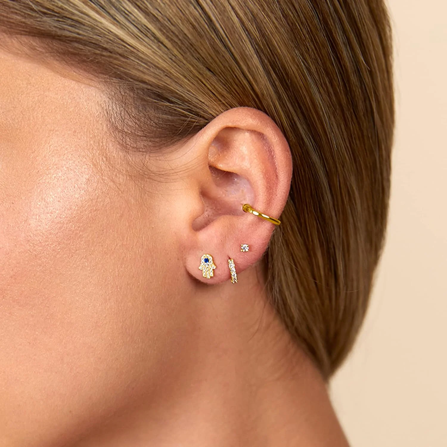 گوشواره های کوچک حلقه ای پاوی نگین زیرکونیا با روکش طلای 14 عیار و پایه نقره استرلینگ برای زنان | حلقه های کوچک مناسب غضروف و مارپیچ گوش گوشواره های کوچک حلقه ای پاوی نگین زیرکونیا با روکش طلای 14 عیار و پایه نقره استرلینگ برای زنان | حلقه های کوچک مناسب غضروف و مارپیچ گوش