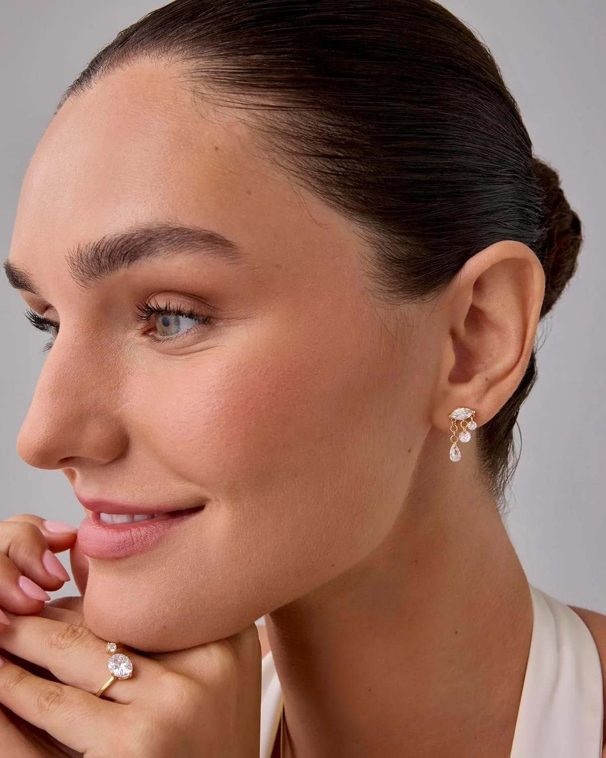 گوشواره های آویز کوچک با روکش طلای 14 عیار و پایه نقره استرلینگ PAVOI برای زنان | جواهرات ظریف پیرسینگ غضروف هلیکس | گل میخ های لوتوس مثلثی خوشه ای مروارید زیرکونیا گوشواره های آویز کوچک با روکش طلای 14 عیار و پایه نقره استرلینگ PAVOI برای زنان | جواهرات ظریف پیرسینگ غضروف هلیکس | گل میخ های لوتوس مثلثی خوشه ای مروارید زیرکونیا