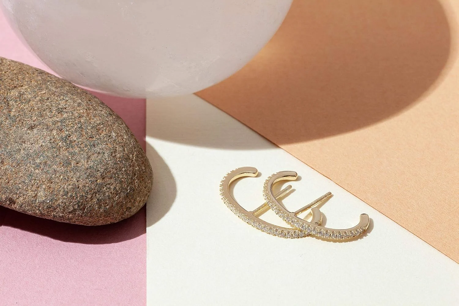 گوشواره های آویز مینیمالیستی زنانه پاوی با روکش طلای 14 عیار و پایه نقره استرلینگ 925 | گوشواره های میخی دور لاله گوش گوشواره های آویز مینیمالیستی زنانه پاوی با روکش طلای 14 عیار و پایه نقره استرلینگ 925 | گوشواره های میخی دور لاله گوش