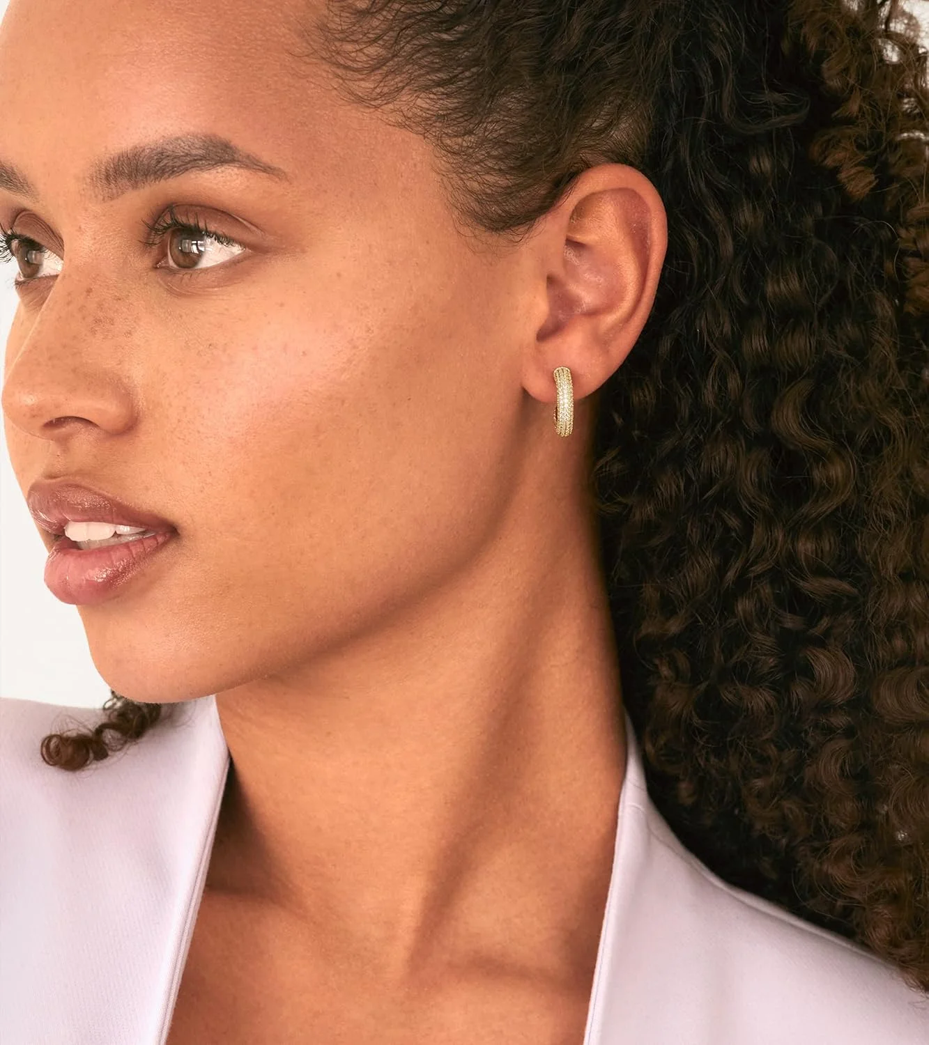 گوشواره های حلقه ای ضخیم با روکش طلای 14 عیار و پایه نقره استرلینگ 925 با زیرکونیا مکعبی | گوشواره های حلقه ای طلایی سبک وزن و ضخیم برای زنان | گوشواره حلقه ای کاملا نگین دار گوشواره های حلقه ای ضخیم با روکش طلای 14 عیار و پایه نقره استرلینگ 925 با زیرکونیا مکعبی | گوشواره های حلقه ای طلایی سبک وزن و ضخیم برای زنان | گوشواره حلقه ای کاملا نگین دار