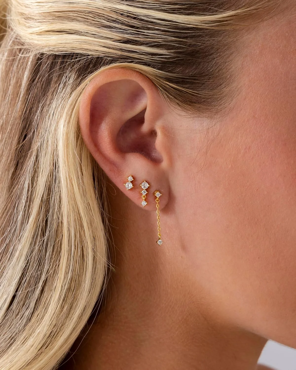 گوشواره های میخی و آویز زنانه با روکش طلای 14 عیار پاوی | ست 3 تایی گوشواره های زیرکونیا گوشواره های میخی و آویز زنانه با روکش طلای 14 عیار پاوی | ست 3 تایی گوشواره های زیرکونیا