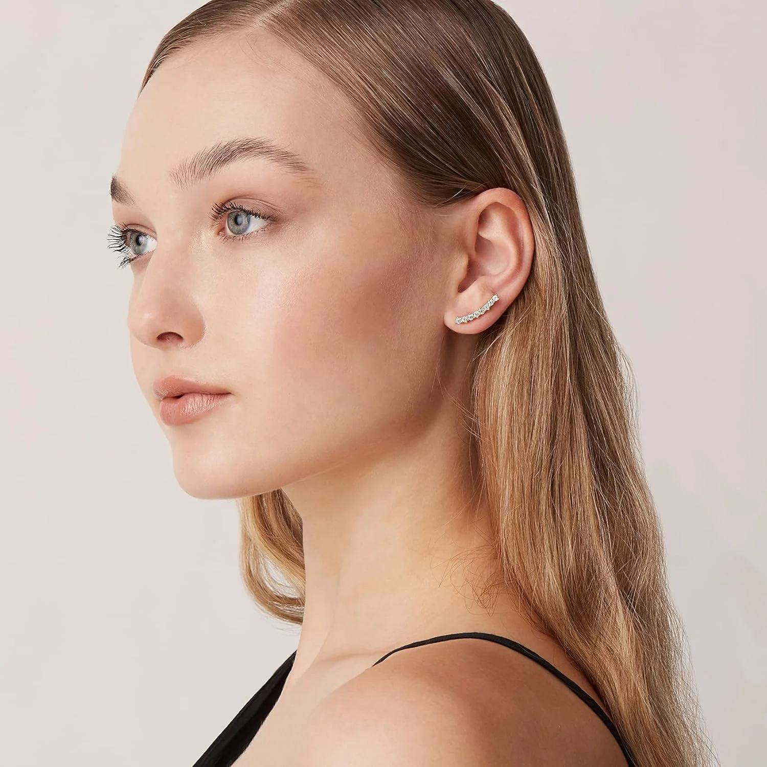 گوشواره های خزنده گوش طرح قلب و پیکان با روکش طلای 14 عیار پاوی - گوشواره های کاف دار، گوشواره های میخی ضد حساسیت گوشواره های خزنده گوش طرح قلب و پیکان با روکش طلای 14 عیار پاوی - گوشواره های کاف دار، گوشواره های میخی ضد حساسیت