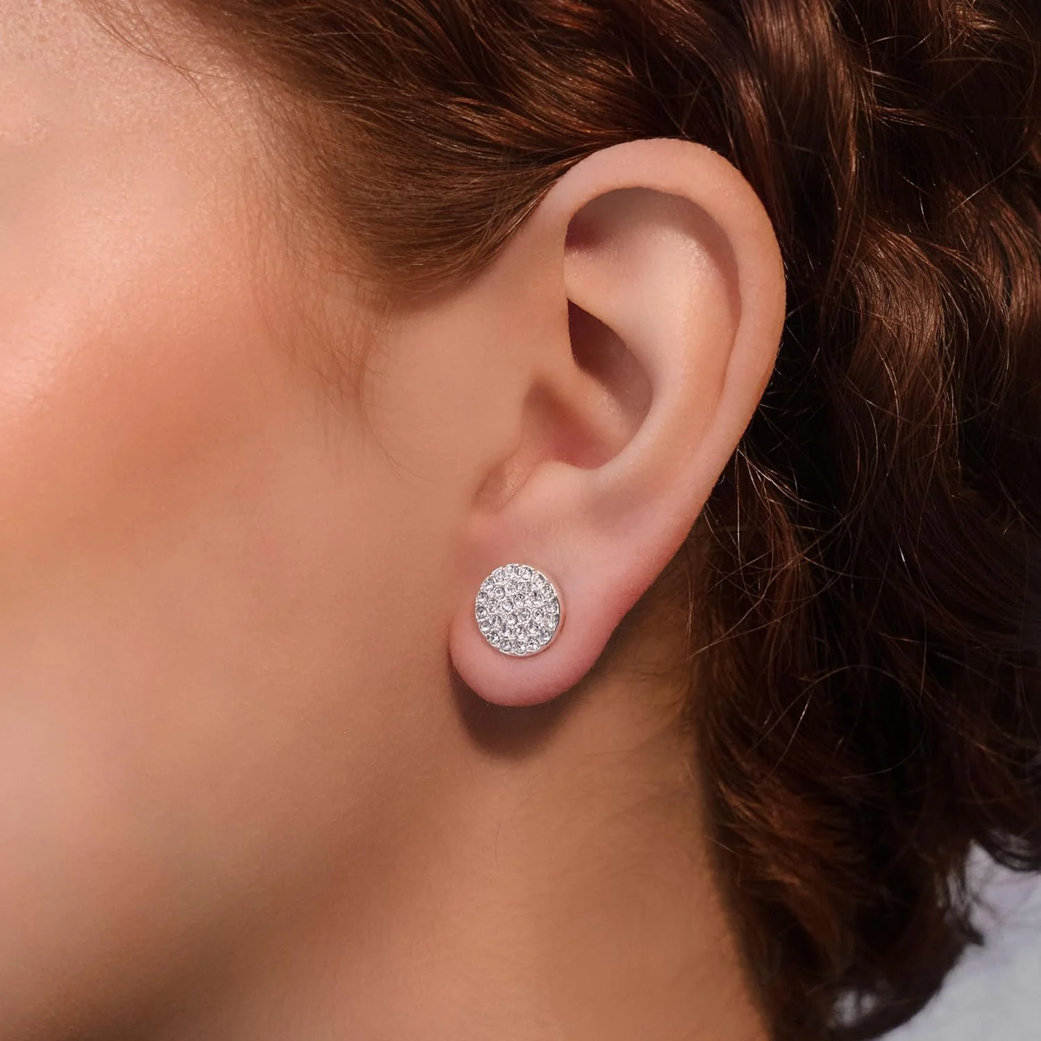 گوشواره های میخی دیسکی نگین دار DKNY - گوشواره های نقره ای زنانه - گوشواره های میخی شیک - جواهرات زیبای زنانه - نقره ای و کریستال