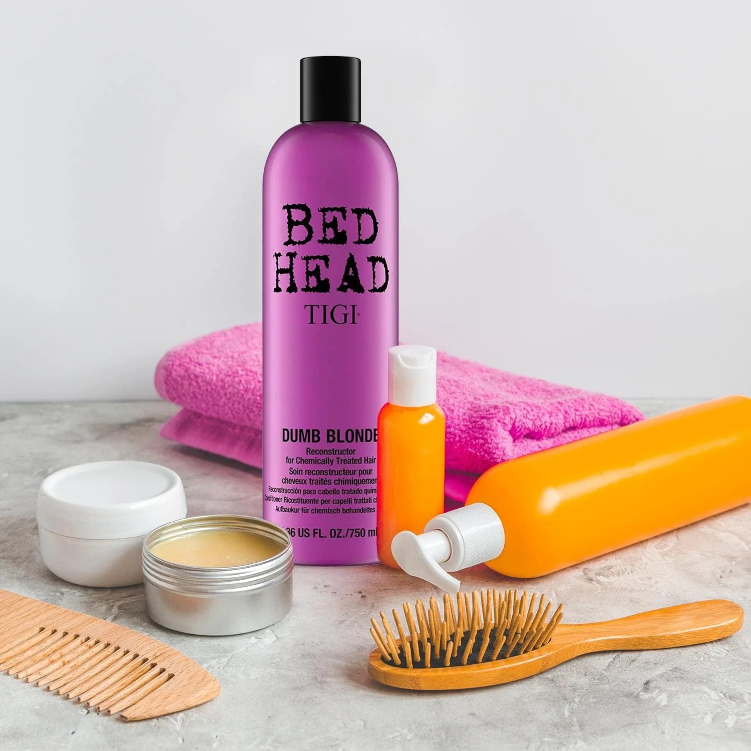 نرم کننده بازسازی کننده موهای بلوند Bed Head Tigi Dumb Blonde، 750 میلی لیتر نرم کننده بازسازی کننده موهای بلوند Bed Head Tigi Dumb Blonde، 750 میلی لیتر