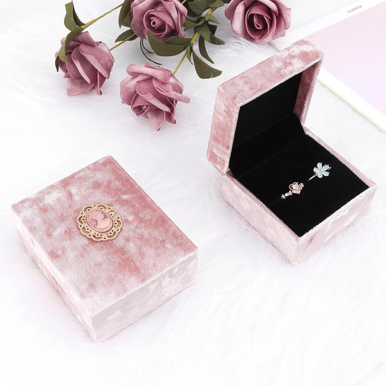 جعبه انگشتر جواهرات مخملی، جعبه انگشتر دوتایی، جعبه انگشتر دوتایی زنانه قدیمی برای انگشتر، گوشواره، جعبه نمایشگر نگهداری جواهرات، جعبه هدیه جواهرات برای پیشنهاد، مراسم، سالگرد، تولد - صورتی جعبه انگشتر جواهرات مخملی، جعبه انگشتر دوتایی، جعبه انگشتر دوتایی زنانه قدیمی برای انگشتر، گوشواره، جعبه نمایشگر نگهداری جواهرات، جعبه هدیه جواهرات برای پیشنهاد، مراسم، سالگرد، تولد - صورتی