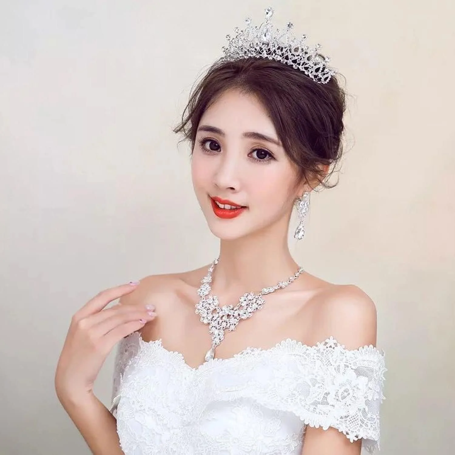 ست جواهرات عروس کریستالی لوکس Excefore برای لباس عروسی، مهمانی رقص، ست جواهرات عروس کریستالی زنانه شامل تاج، گردنبند و گوشواره های نگین دار، هدیه مناسب ساقدوش عروس ست جواهرات عروس کریستالی لوکس Excefore برای لباس عروسی، مهمانی رقص، ست جواهرات عروس کریستالی زنانه شامل تاج، گردنبند و گوشواره های نگین دار، هدیه مناسب ساقدوش عروس