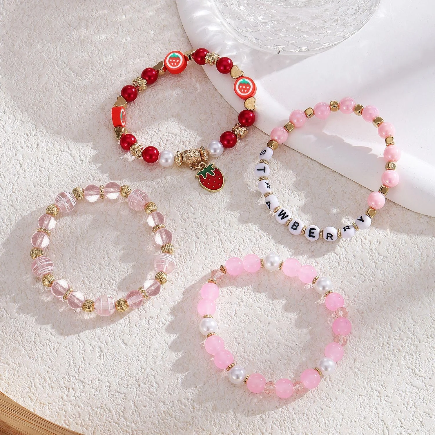 دستبند کریستالی اکسفور با آویز کارتونی، 2 عدد دستبند مهره ای کشسان کارتونی زیبا مرواریدی کاوائی، دستبند آویز با تم توت فرنگی هدیه ای برای دختران نوجوان، کودکان، هالووین، تولد دستبند کریستالی اکسفور با آویز کارتونی، 2 عدد دستبند مهره ای کشسان کارتونی زیبا مرواریدی کاوائی، دستبند آویز با تم توت فرنگی هدیه ای برای دختران نوجوان، کودکان، هالووین، تولد