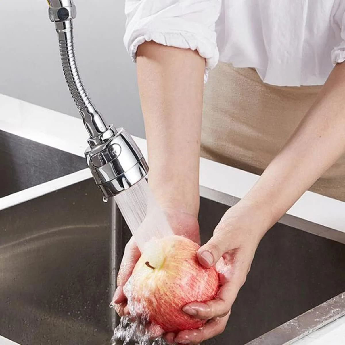 آبفشان چرخشی 360 درجه شیر آب فروشگاه Showay Daily، دارای حالت دوگانه صرفه جویی در آب، گسترش دهنده آشپزخانه، ضد پاشش، نقره ای، FASPRA01-S، 22mm/24mm آبفشان چرخشی 360 درجه شیر آب فروشگاه Showay Daily، دارای حالت دوگانه صرفه جویی در آب، گسترش دهنده آشپزخانه، ضد پاشش، نقره ای، FASPRA01-S، 22mm/24mm