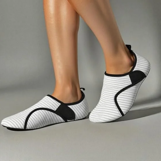 کفش آبی زنانه مناسب ساحل، شنا، استخر، رودخانه، پابرهنه، خشک‌شونده سریع، بدون بند برای استخر، ساحل، موج‌سواری، پارک آبی، یوگا