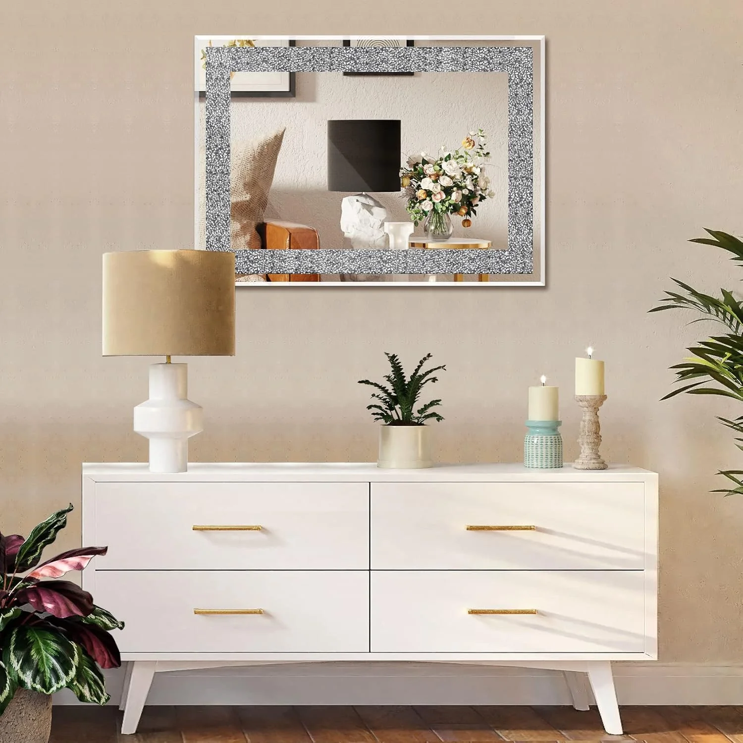 آینه دیواری رومنگ مستطیلی با کریستال های خرد شده الماسی برای دکوراسیون منزل، آینه تزئینی برای حمام، ورودی و اتاق خواب، 50 در 70 سانتی متر آینه دیواری رومنگ مستطیلی با کریستال های خرد شده الماسی برای دکوراسیون منزل، آینه تزئینی برای حمام، ورودی و اتاق خواب، 50 در 70 سانتی متر