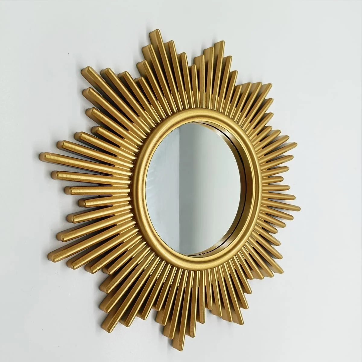 آینه های طلایی MCCXXII برای دیوار، بسته 1 عددی. آینه های گرد. شکل ستاره 12 پر. آینه های تزئینی. آینه های دیواری برای دکوراسیون منزل. قاب های پلاستیکی. آینه های شیشه ای. رنگ طلایی خورشیدی. آینه های طلایی MCCXXII برای دیوار، بسته 1 عددی. آینه های گرد. شکل ستاره 12 پر. آینه های تزئینی. آینه های دیواری برای دکوراسیون منزل. قاب های پلاستیکی. آینه های شیشه ای. رنگ طلایی خورشیدی.