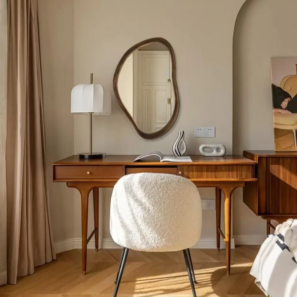 آینه دیواری نامنظم KXWOQ3ED، قاب چوبی 90x60 سانتیمتری، آینه تزئینی روستیک نامتقارن برای اتاق خواب، اتاق نشیمن، حمام، ورودی، آینه دیواری آینه دیواری نامنظم KXWOQ3ED، قاب چوبی 90x60 سانتیمتری، آینه تزئینی روستیک نامتقارن برای اتاق خواب، اتاق نشیمن، حمام، ورودی، آینه دیواری