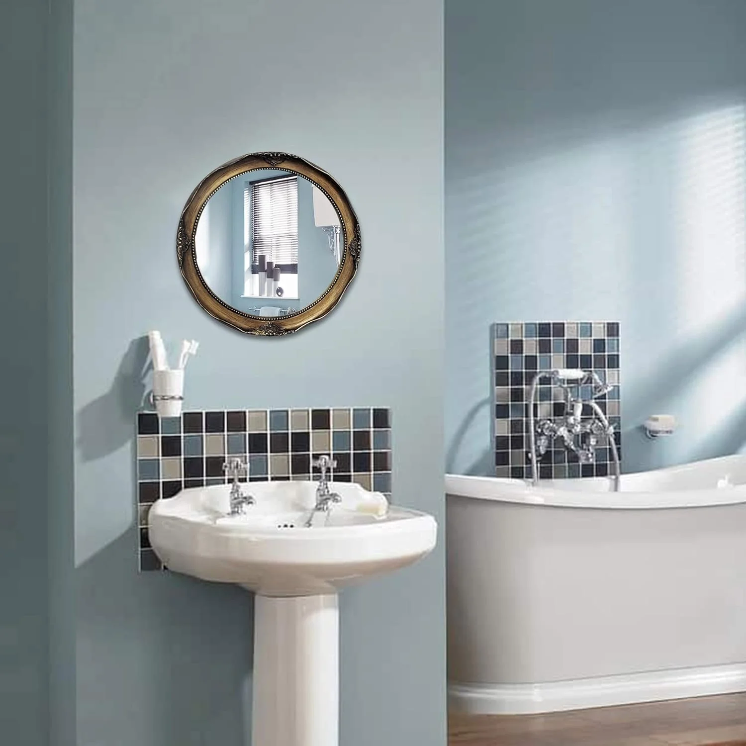 آینه دیواری تزئینی فانروم مدل وینتیج، قطر 31 سانتی متر، آینه آویز گرد با رنگ طلایی عتیقه