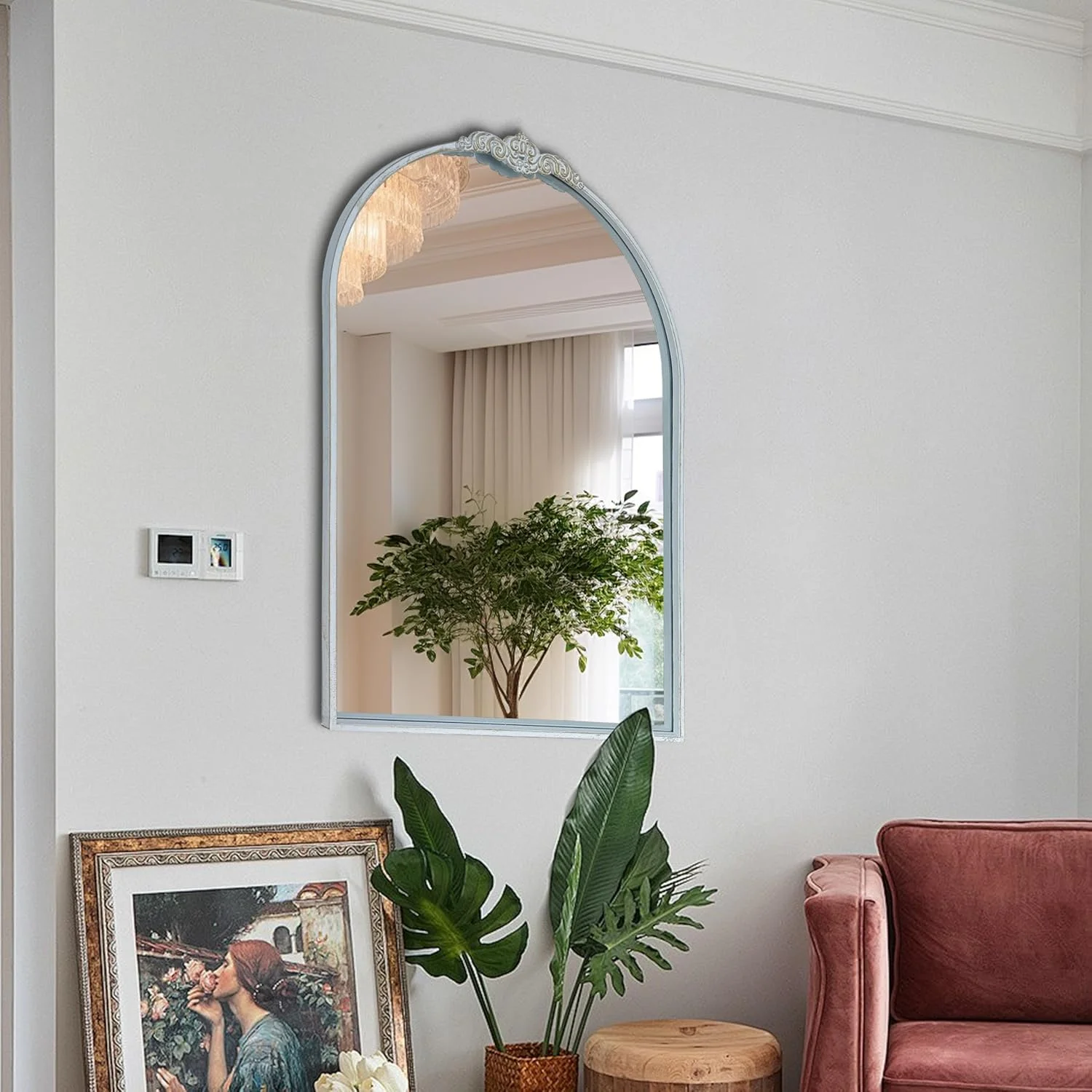 آینه دیواری قوسی سنتی BAODANFU، قاب فلزی سفید رترو با تاج باروک، 60x90 سانتی متر آینه های تزئینی خانه روستایی برای حمام، اتاق نشیمن، ورودی، سرسرا، بالای شومینه، دکور سینک آینه دیواری قوسی سنتی BAODANFU، قاب فلزی سفید رترو با تاج باروک، 60x90 سانتی متر آینه های تزئینی خانه روستایی برای حمام، اتاق نشیمن، ورودی، سرسرا، بالای شومینه، دکور سینک