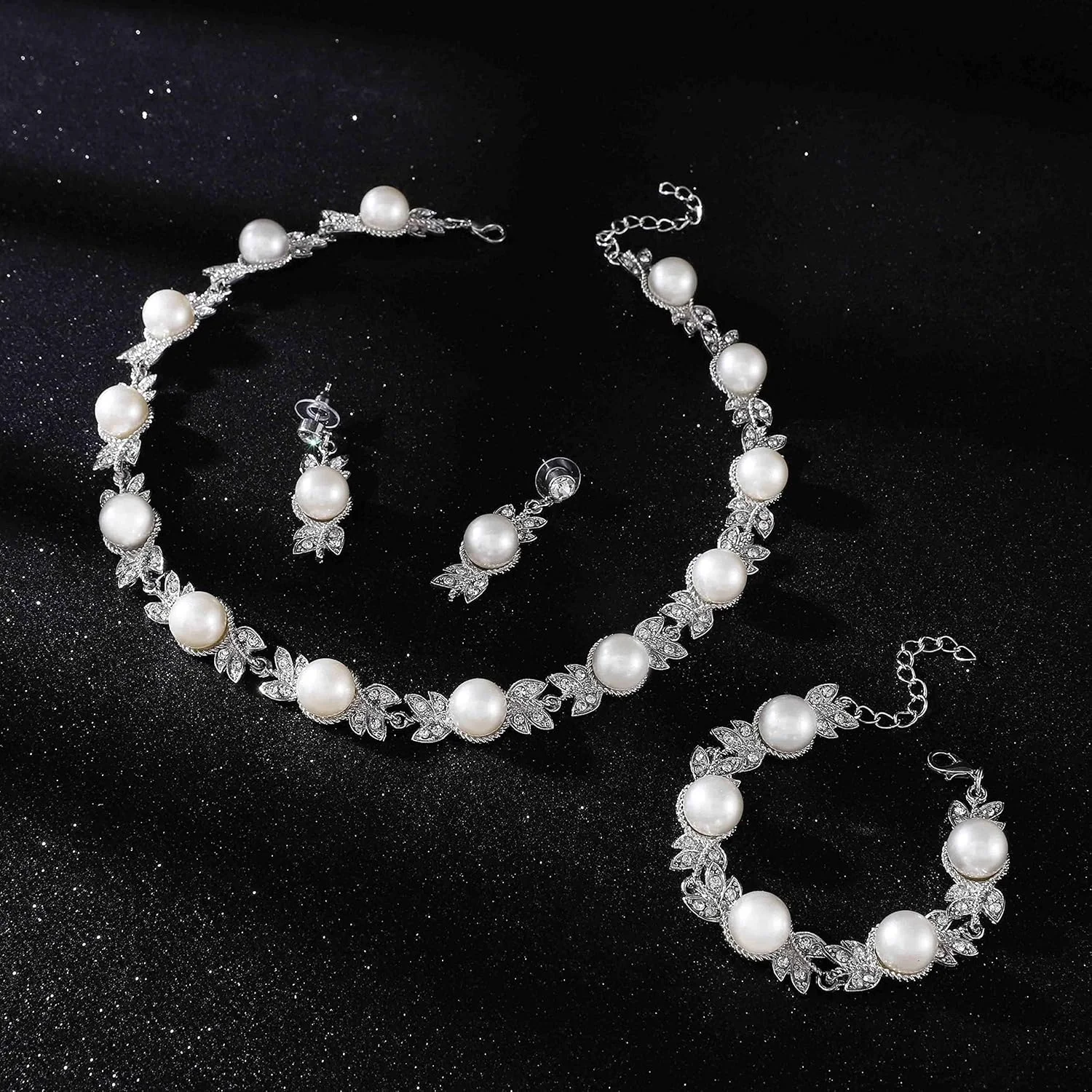 ست گردنبند مروارید عروسی اکسفور، جواهرات نقره ای جشن، جواهرات مروارید و نگین بدلیجات، لوازم جانبی رسمی زنانه، جواهرات ساقدوش عروس جذاب، جواهرات عروسی بی انتها، ست جواهرات برای زنان و دختران ست گردنبند مروارید عروسی اکسفور، جواهرات نقره ای جشن، جواهرات مروارید و نگین بدلیجات، لوازم جانبی رسمی زنانه، جواهرات ساقدوش عروس جذاب، جواهرات عروسی بی انتها، ست جواهرات برای زنان و دختران