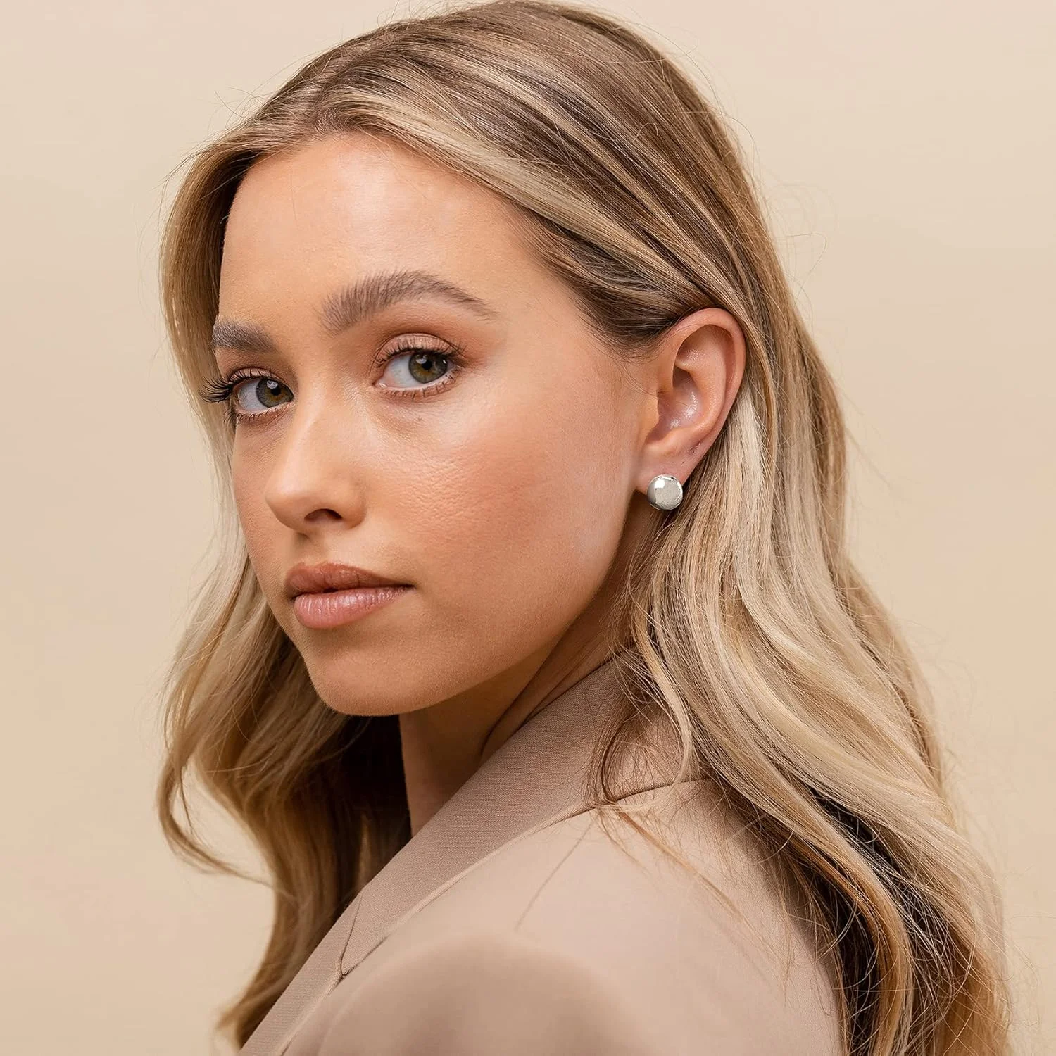 گوشواره های حلقه ای کوچک پاوی با روکش طلای 14 عیار و پایه نقره استرلینگ 925 | گوشواره های مینی حلقه ای زنانه | حلقه های کوچک با روکش طلا