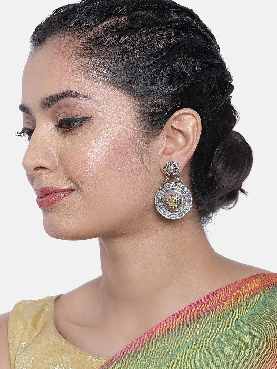 گوشواره های آویز طرح جومکی با روکش نقره ای و طراحی دو رنگ Aheli، جواهرات مد روز قومی هندی برای زنان گوشواره های آویز طرح جومکی با روکش نقره ای و طراحی دو رنگ Aheli، جواهرات مد روز قومی هندی برای زنان