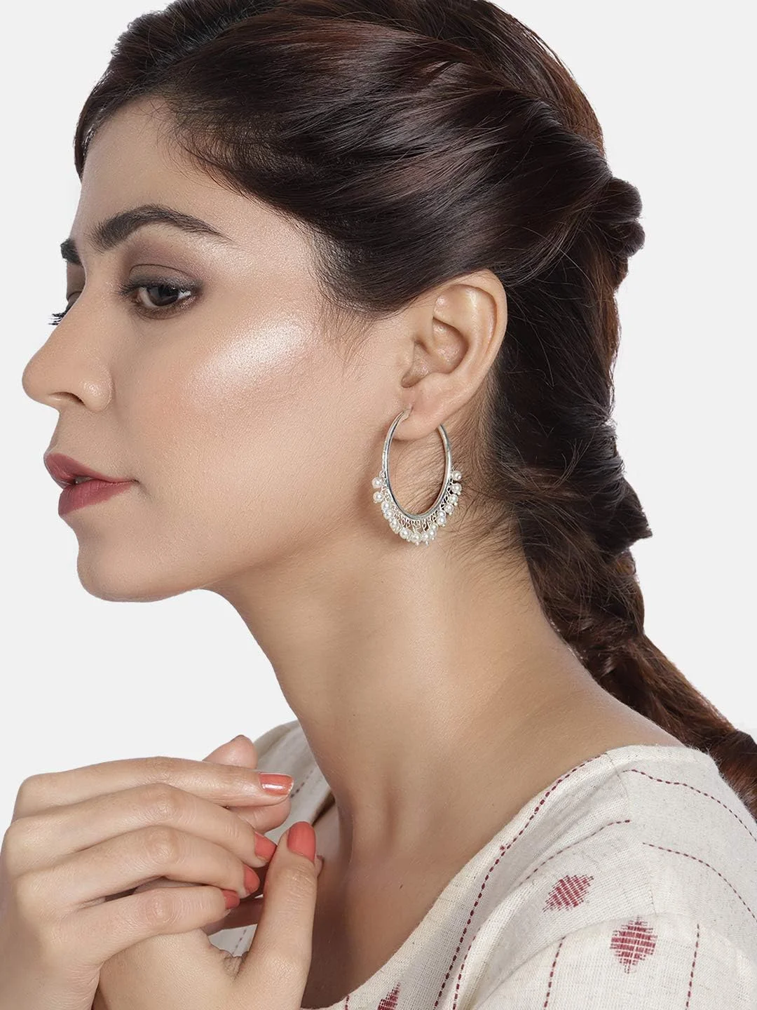 گوشواره های حلقه ای سبک بالیوودی Aheli، جواهرات مد روز قومی هندی برای عروسی، مناسب برای زنان گوشواره های حلقه ای سبک بالیوودی Aheli، جواهرات مد روز قومی هندی برای عروسی، مناسب برای زنان