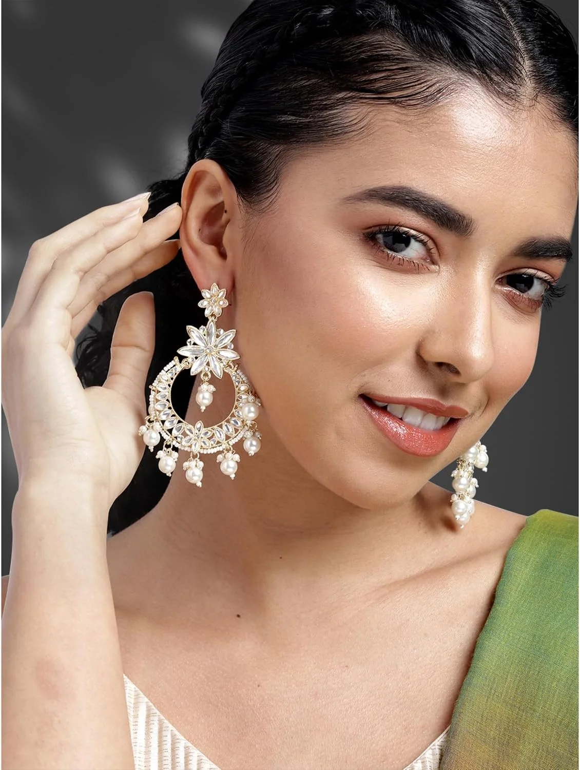 گوشواره های آویز چندبالی با روکش طلایی و نگین های سفید کندان Aheli، زیورآلات شیک و قومی، هدیه ای برای زنان گوشواره های آویز چندبالی با روکش طلایی و نگین های سفید کندان Aheli، زیورآلات شیک و قومی، هدیه ای برای زنان