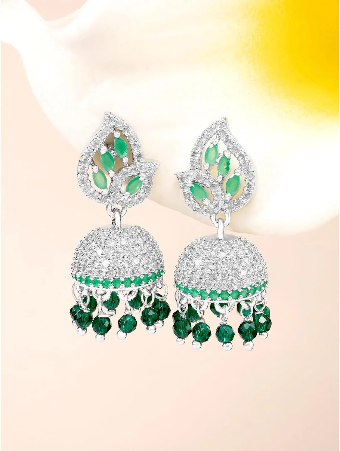 گوشواره های جومکی نقره ای با زیرکونیا مکعبی و مهره های سبز زنانه طرح 1 از Aheli گوشواره های جومکی نقره ای با زیرکونیا مکعبی و مهره های سبز زنانه طرح 1 از Aheli