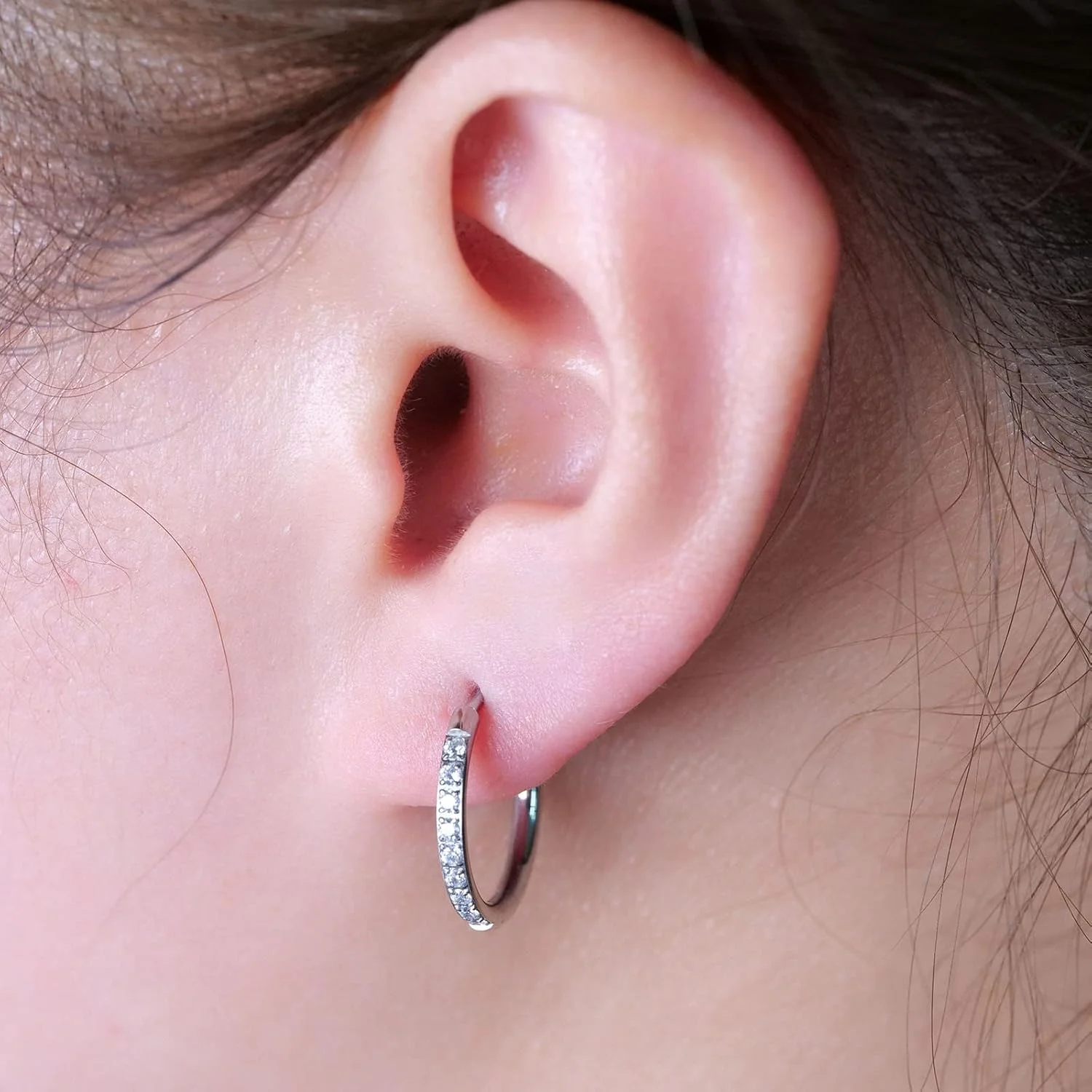 گوشواره های حلقه ای کوچک تیتانیومی خالص G23 ضد حساسیت Limerencia، حلقه های غضروفی سبک وزن، گوشواره های کوچک نگین دار زیرکونیا، جواهرات مینی پیرسینگ برای زنان گوشواره های حلقه ای کوچک تیتانیومی خالص G23 ضد حساسیت Limerencia، حلقه های غضروفی سبک وزن، گوشواره های کوچک نگین دار زیرکونیا، جواهرات مینی پیرسینگ برای زنان