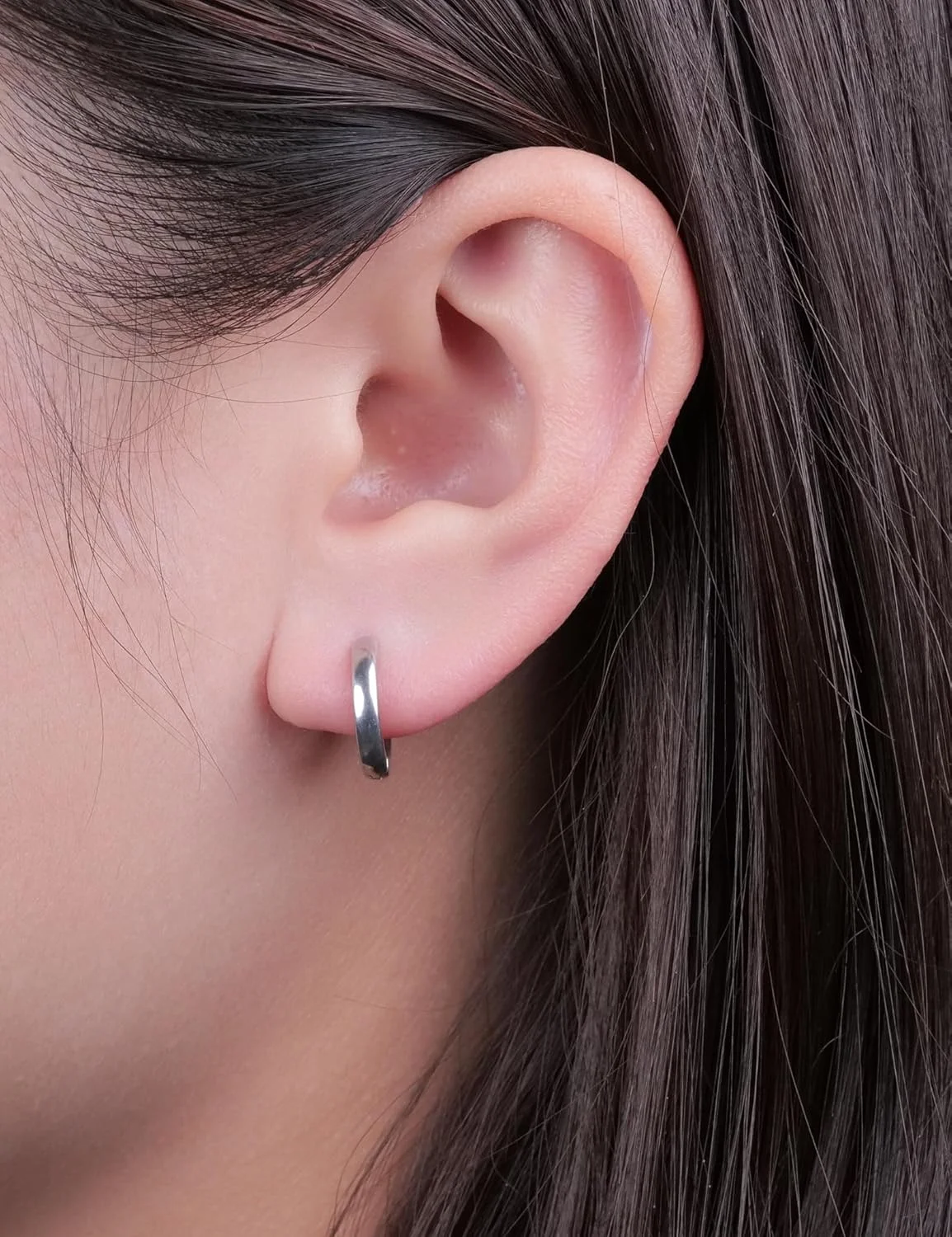 گوشواره های حلقه ای تیتانیومی ضد حساسیت Limerencia G23 مناسب گوش های حساس بانوان و دختران گوشواره های حلقه ای تیتانیومی ضد حساسیت Limerencia G23 مناسب گوش های حساس بانوان و دختران