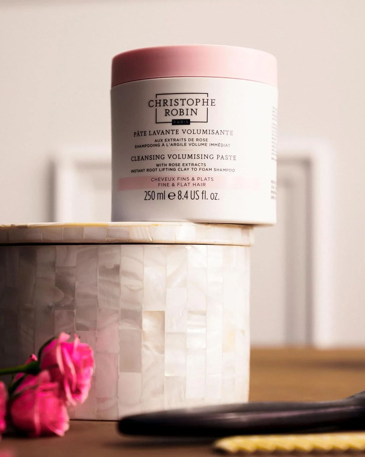 پاستای پاک کننده و حجم دهنده مو کریستف رابین حاوی عصاره گل رز 75 میلی لیتر پاستای پاک کننده و حجم دهنده مو کریستف رابین حاوی عصاره گل رز 75 میلی لیتر