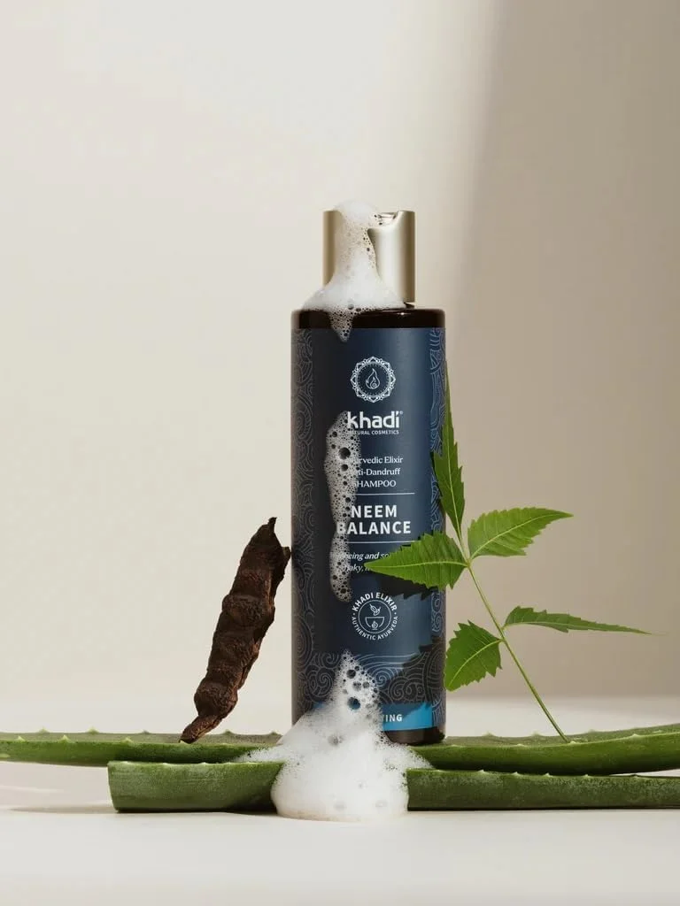 شامپو ضد شوره سر نيم خادی آیورودا شامپو ضد شوره سر نيم خادی آیورودا