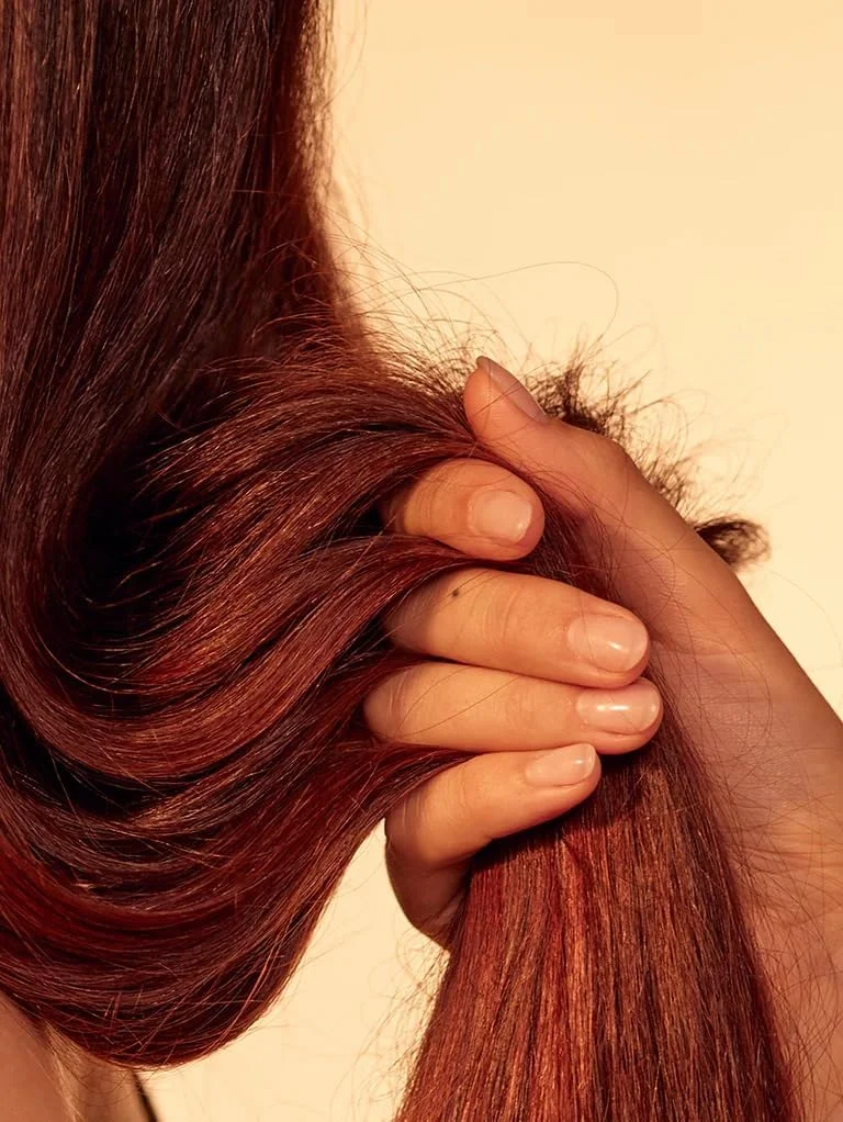 شامپو ضد شوره سر نيم خادی آیورودا شامپو ضد شوره سر نيم خادی آیورودا