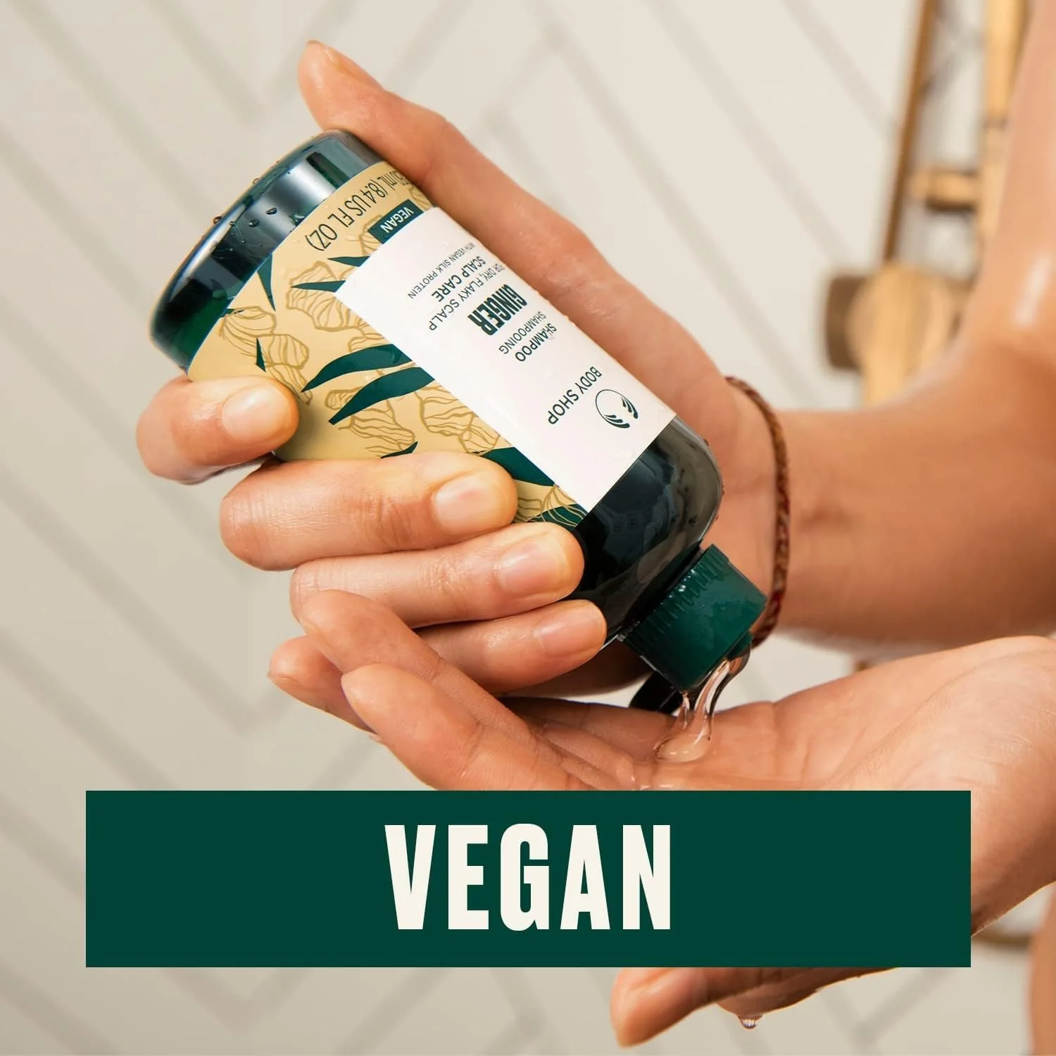 شامپو ضد شوره زنجبیل بادی شاپ، 250 میلی لیتر شامپو ضد شوره زنجبیل بادی شاپ، 250 میلی لیتر