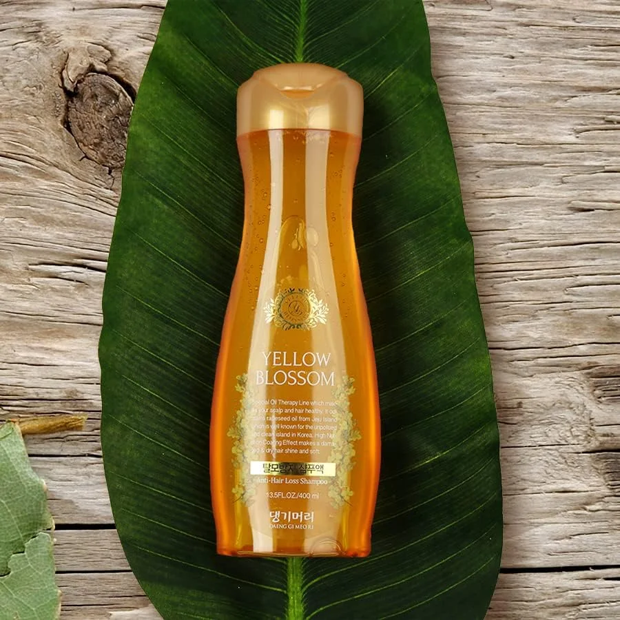شامپو مراقبت از مو و جلوگیری از ریزش مو Daeng Gi Meo Ri- Yellow Blossom، درخشان کننده مو، تغذیه کننده و مرطوب کننده پوست سر، 400 میلی لیتر