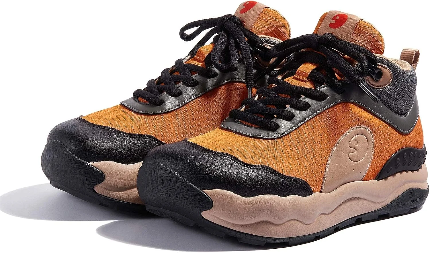 کفش پیاده روی پلتفرمی زنانه UIN، کفش کتانی راحت و غیر رسمی با طرح هنری مناسب سفر - مدل سن دیگو