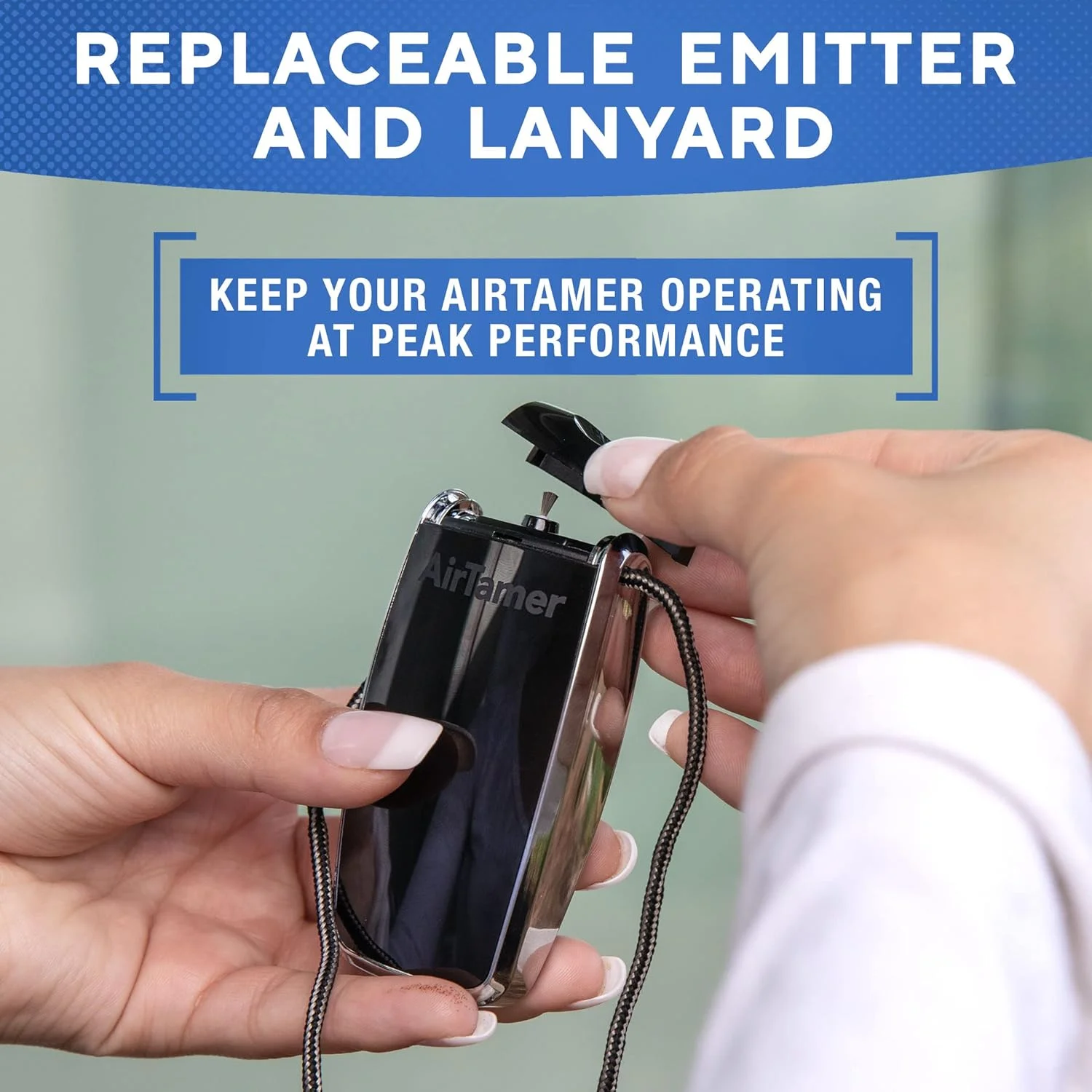 تصفیه کننده هوای شخصی قابل شارژ AirTamer A320، عملکرد اثبات شده، تست شده برای ویروس و آلاینده ها*، مشکی با کیف چرمی مسافرتی