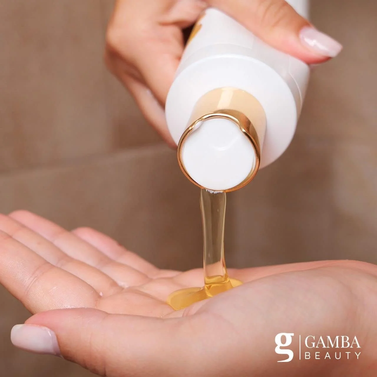 شامپو درمان مو کراتینه Gamba Beauty - شامپو کراتینه تقویت کننده - درمان کراتینه مو - ترمیم موهای آسیب دیده، آرام کردن وز، تغذیه موهای خشک و محافظت از پوست سر و تارهای مو شامپو درمان مو کراتینه Gamba Beauty - شامپو کراتینه تقویت کننده - درمان کراتینه مو - ترمیم موهای آسیب دیده، آرام کردن وز، تغذیه موهای خشک و محافظت از پوست سر و تارهای مو