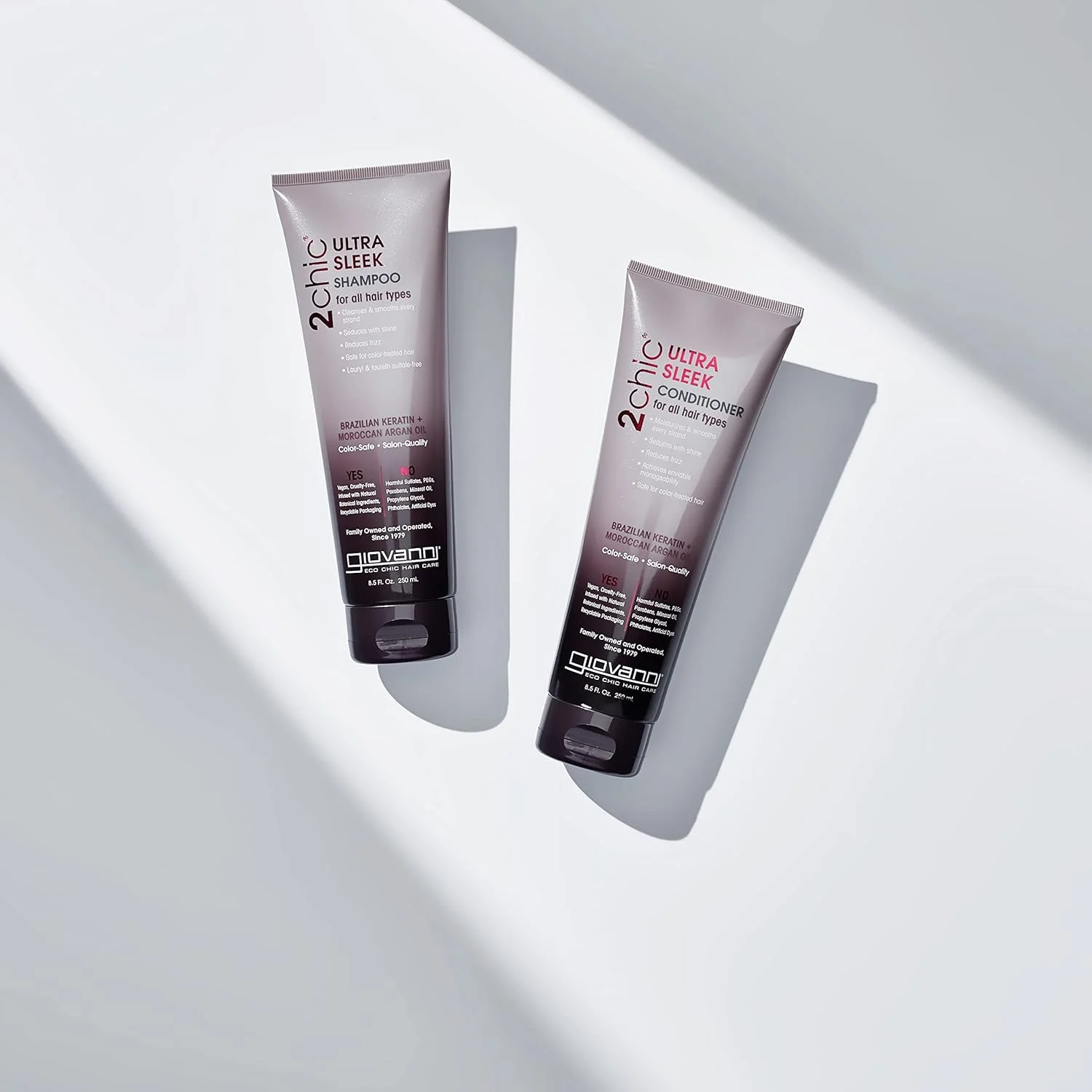 شامپو فوق العاده صاف کننده مو جووانی 2chic، حجم 710 میلی لیتر شامپو فوق العاده صاف کننده مو جووانی 2chic، حجم 710 میلی لیتر