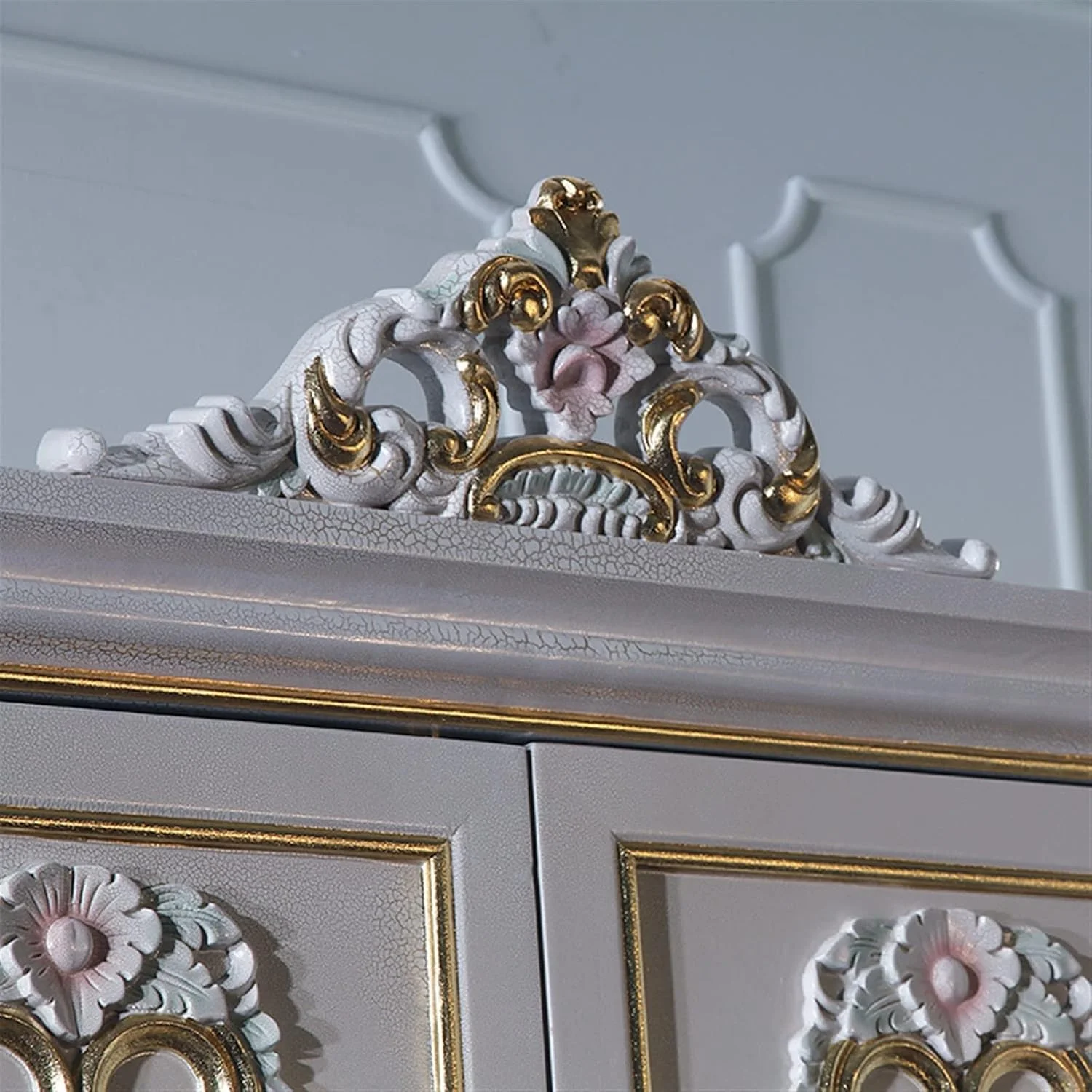 کمد لباس چوبی حکاکی شده سفید دو درب SKEPPY