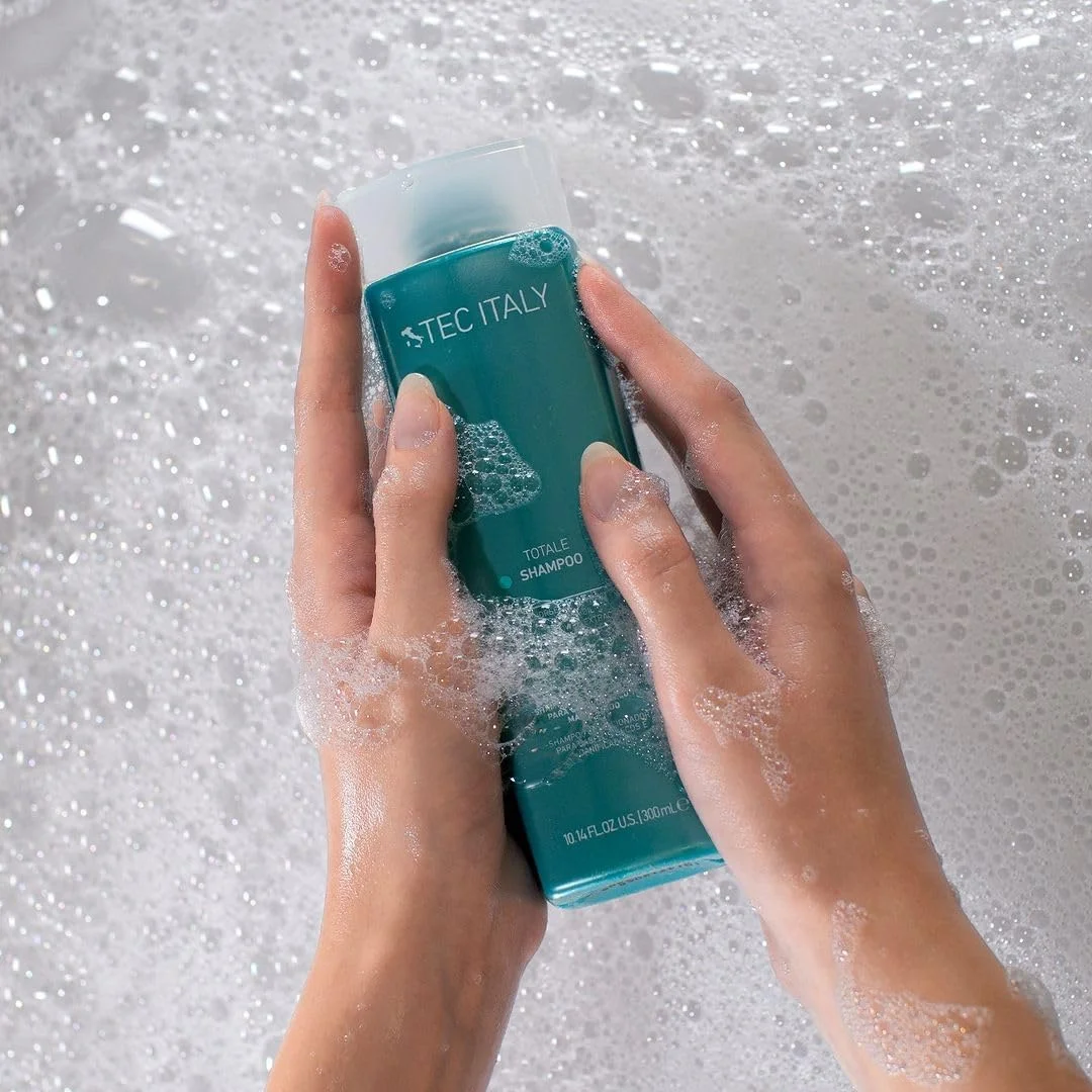 شامپو نرم کننده موهای آسیب دیده و خشک Tec Italy CO102 - حجم 300 میلی لیتر