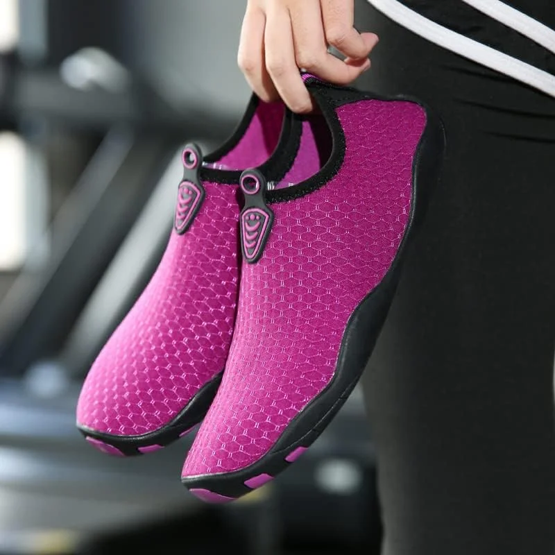 جورابهای آبی ورزشی سریع خشکشونده، مناسب شنا، ساحل، استخر، موجسواری و یوگا، برای زنان و مردان جورابهای آبی ورزشی سریع خشکشونده، مناسب شنا، ساحل، استخر، موجسواری و یوگا، برای زنان و مردان