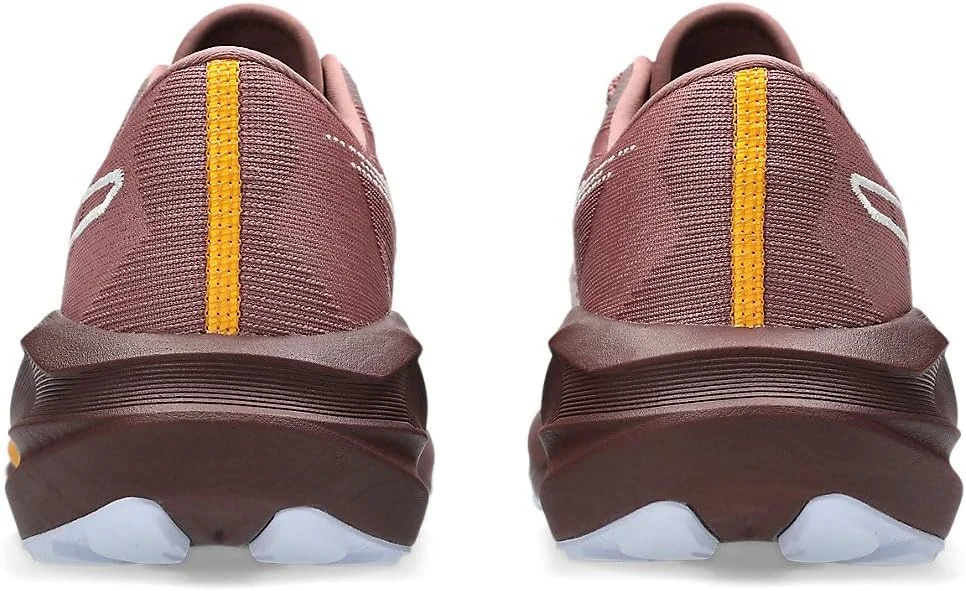 کفش ورزشی زنانه آسیکس NOVABLAST 5 TR کفش ورزشی زنانه آسیکس NOVABLAST 5 TR