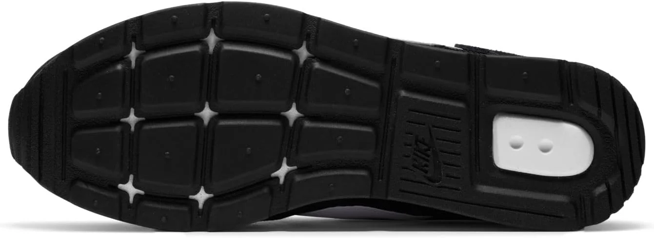 کفش ورزشی زنانه نایک Venture Runner