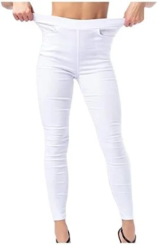 شامپو محافظ رنگ مو پنتن پرو-وی 500 میلی لیتر، مناسب موهای رنگ شده و هایلایت شده، به آرامی تارهای مو را تمیز می کند. بدون روغن های معدنی و رنگ. با فناوری Active Nutri-Plex