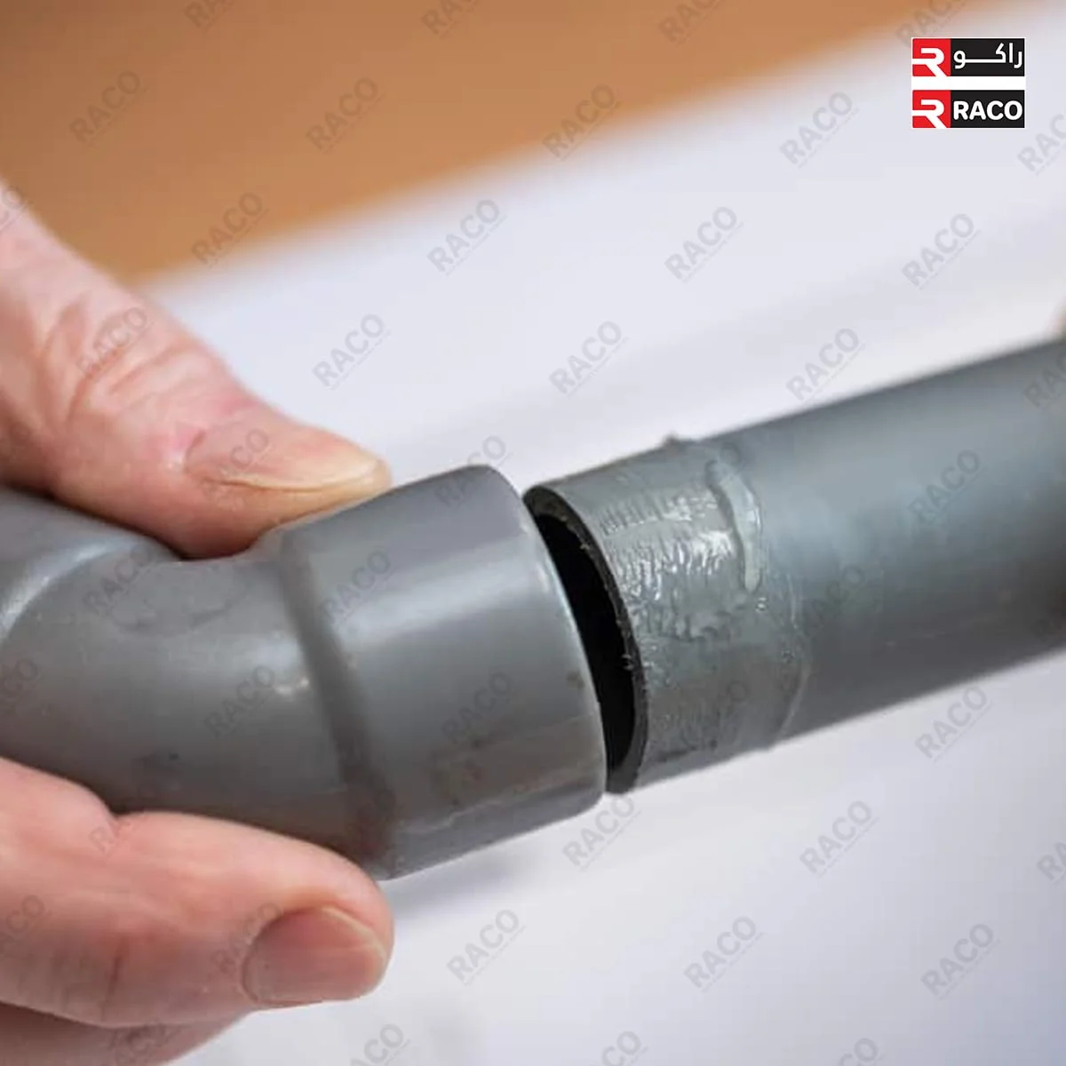 چسب پی وی سی فوق العاده قوی RACO M-Seal PV Seal با برس، ضد آب برای اتصال لوله های پی وی سی در لوله کشی، آبیاری و ساخت و ساز (473 میلی لیتر) چسب پی وی سی فوق العاده قوی RACO M-Seal PV Seal با برس، ضد آب برای اتصال لوله های پی وی سی در لوله کشی، آبیاری و ساخت و ساز (473 میلی لیتر)